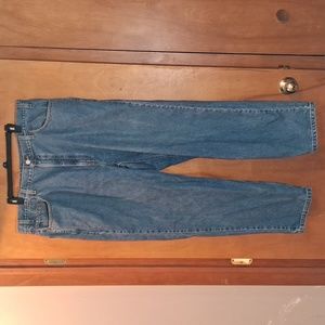 Levis men's size W42 L30 relaxed straight leg denim jeans